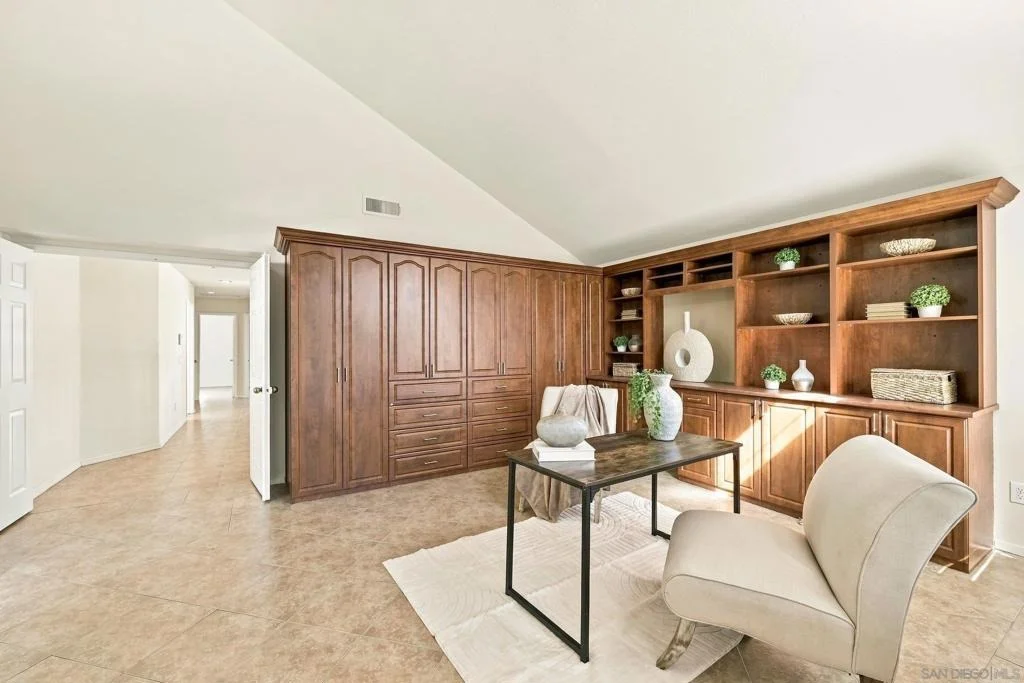 Photo of 556 Parkside Dr