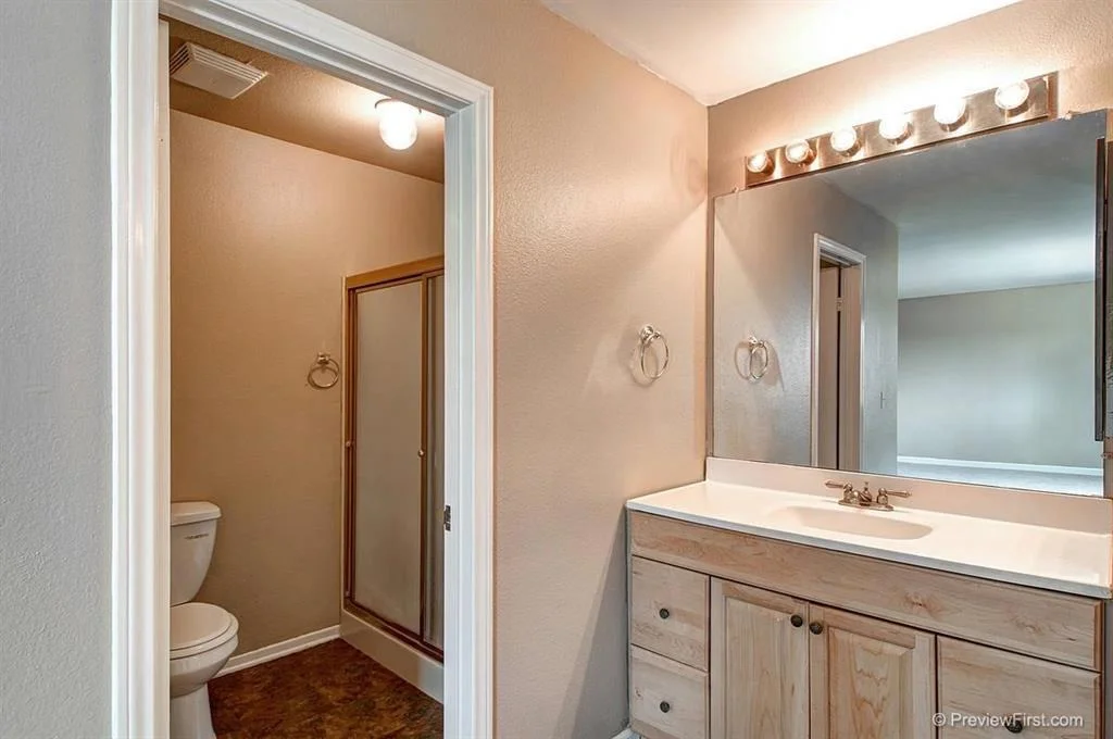 Photo of 7938 Avenida Diestro
