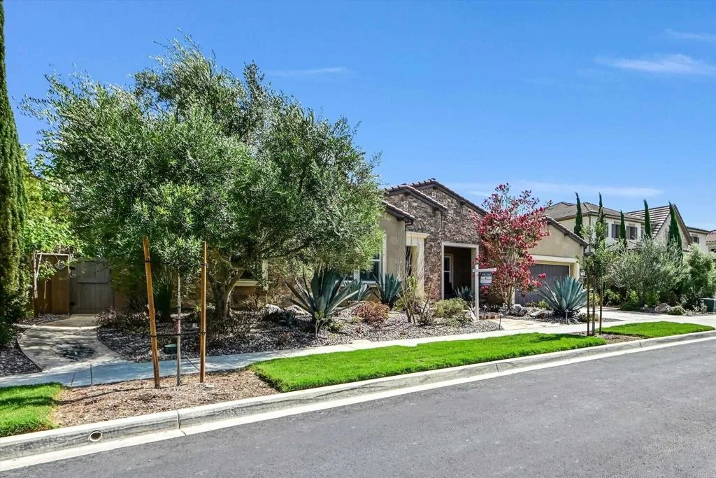 Photo of 2571 Glasgow Drive