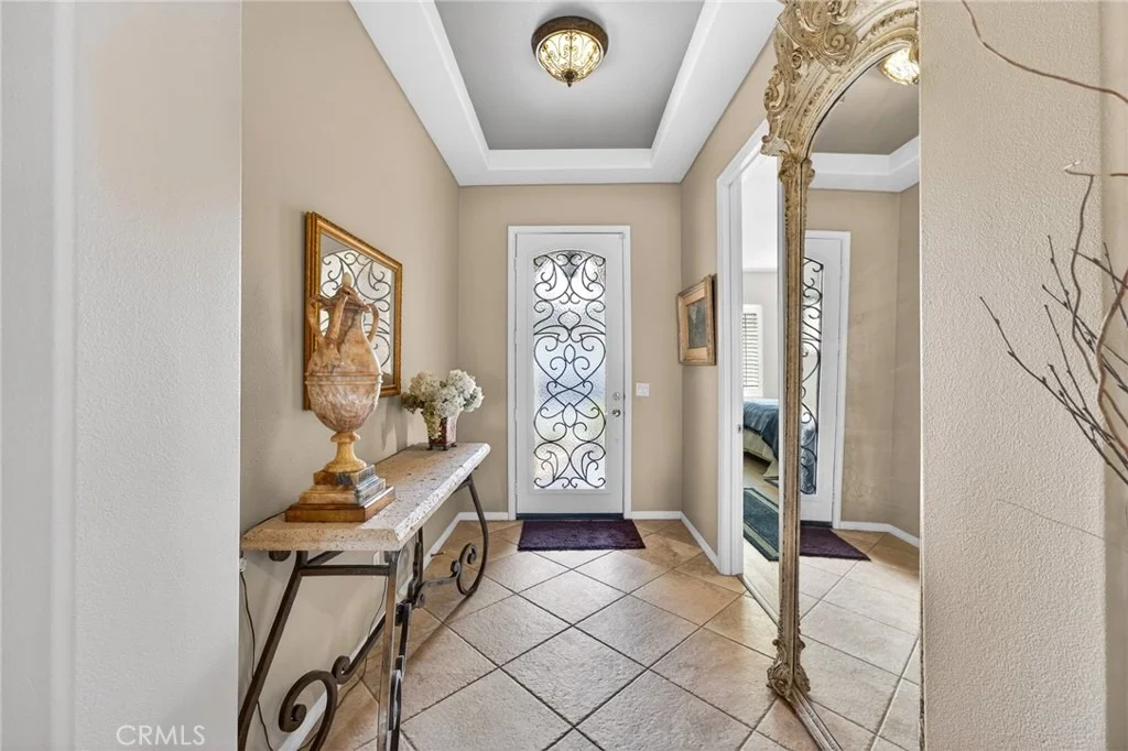 Photo of 370 Irvine