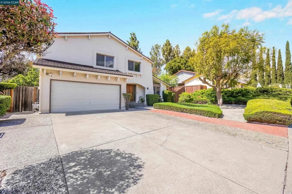 Photo of 121 Violet Rd