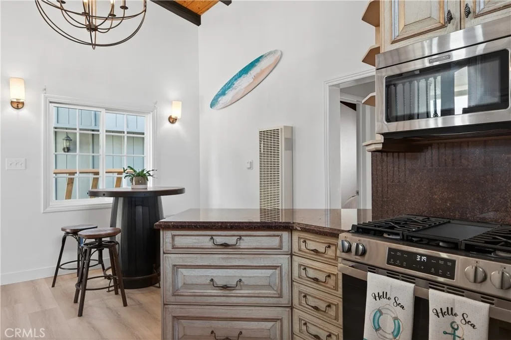 Photo of 317 Cahuenga