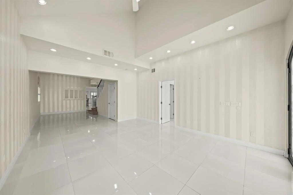 Photo of 257 Driftwood Dr