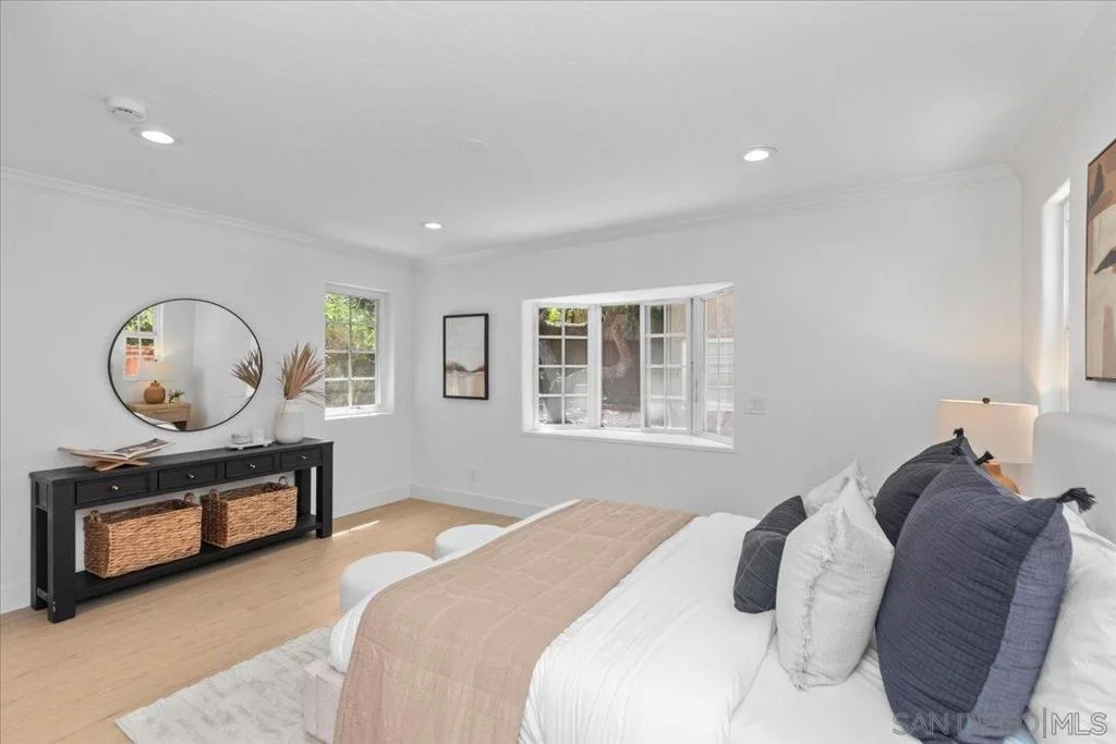 Photo of 633 Arroyo