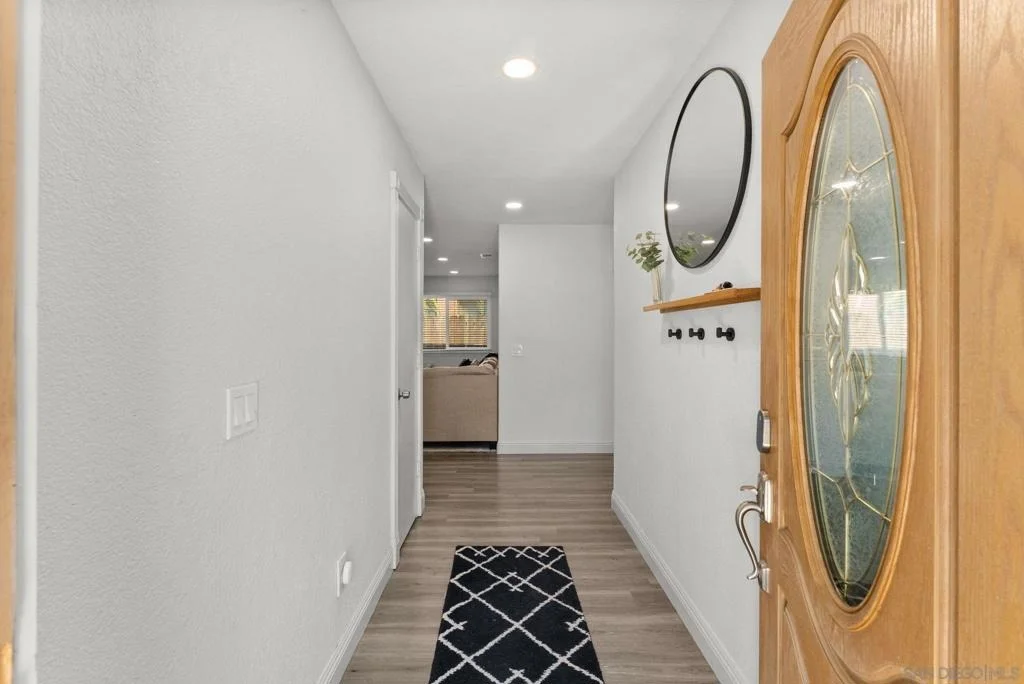 Photo of 9618 Date St