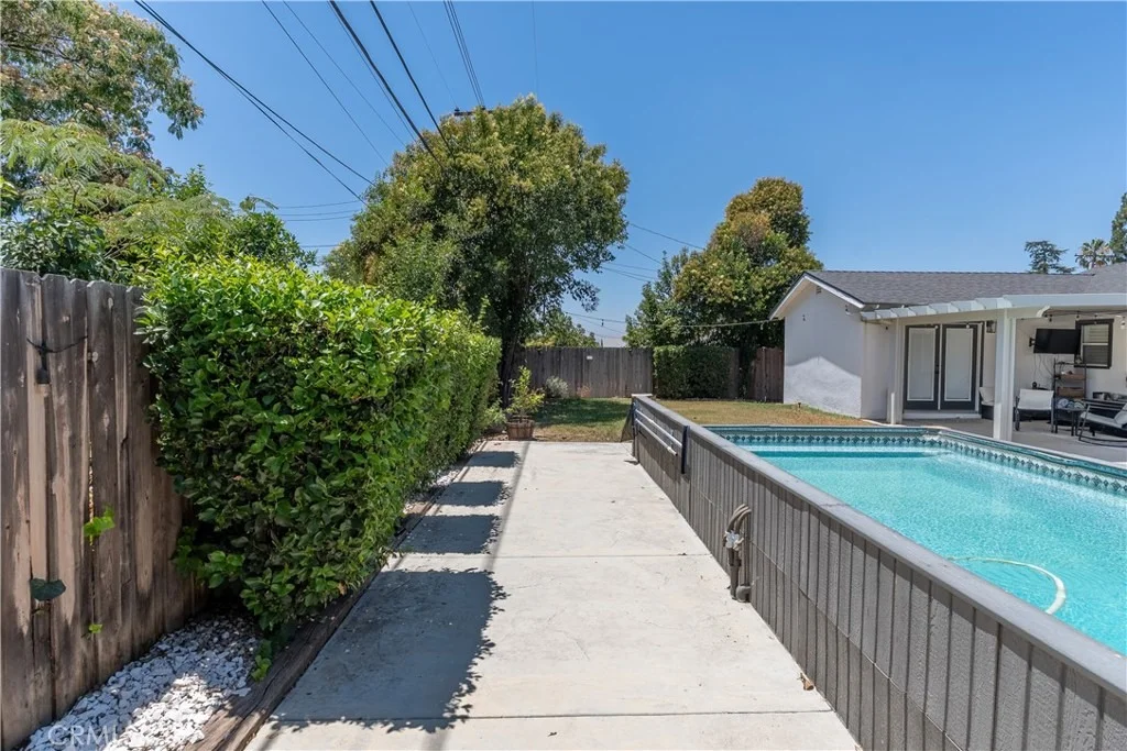Photo of 33825 Washington