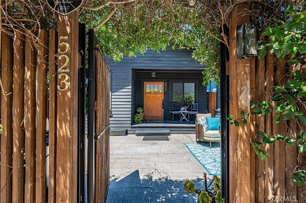 Photo of 523 Olive