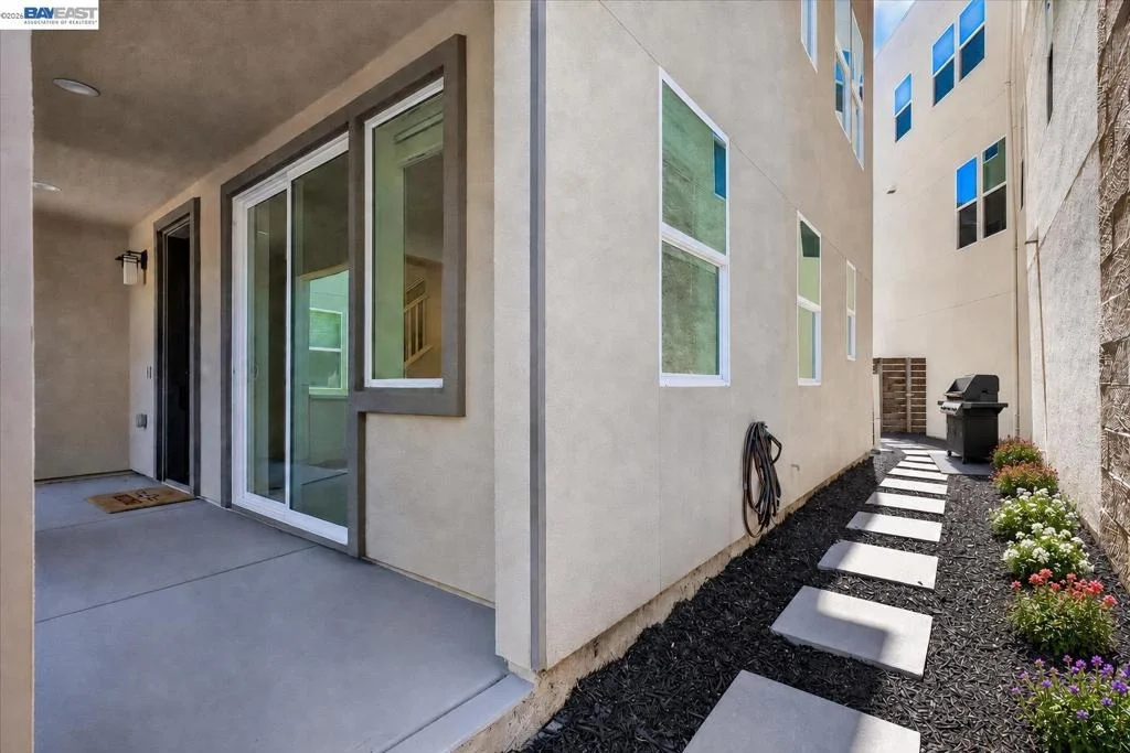 Photo of 5856 Nugget Way
