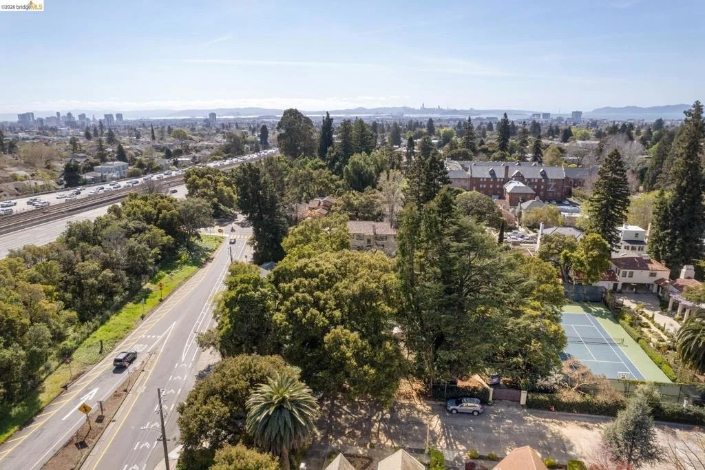 Photo of 0 Ivanhoe