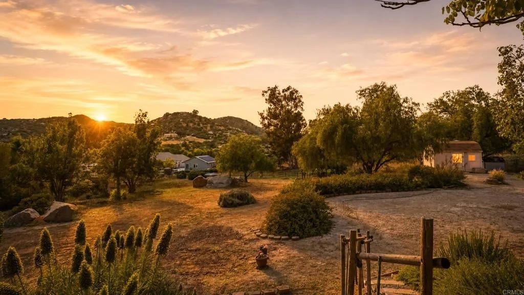 Photo of 2527 Southern Oak Road