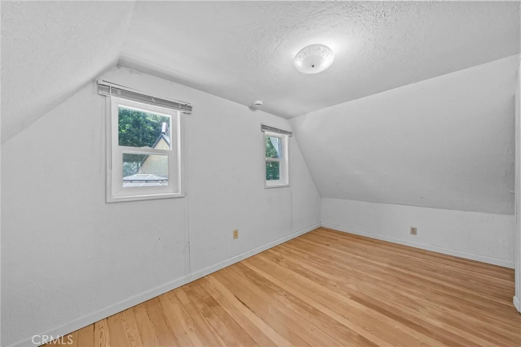 Photo of 22879 Juniper Lane