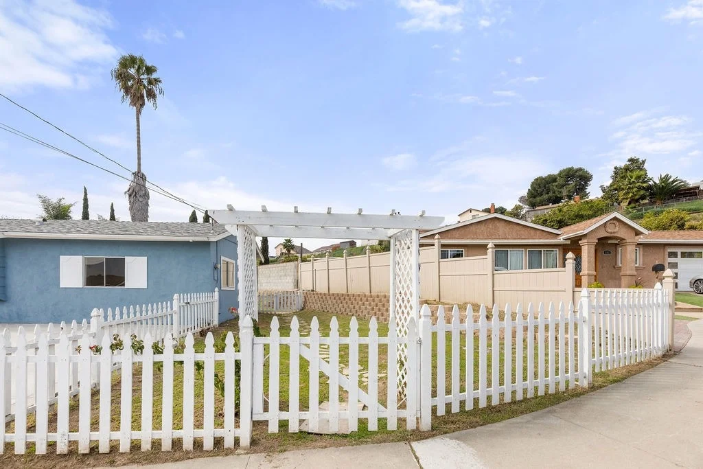 Photo of 636 Brady Ct