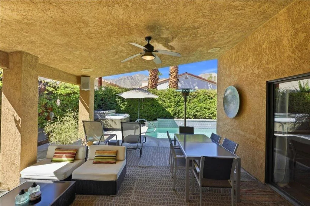 Photo of 54205 Avenida Vallejo