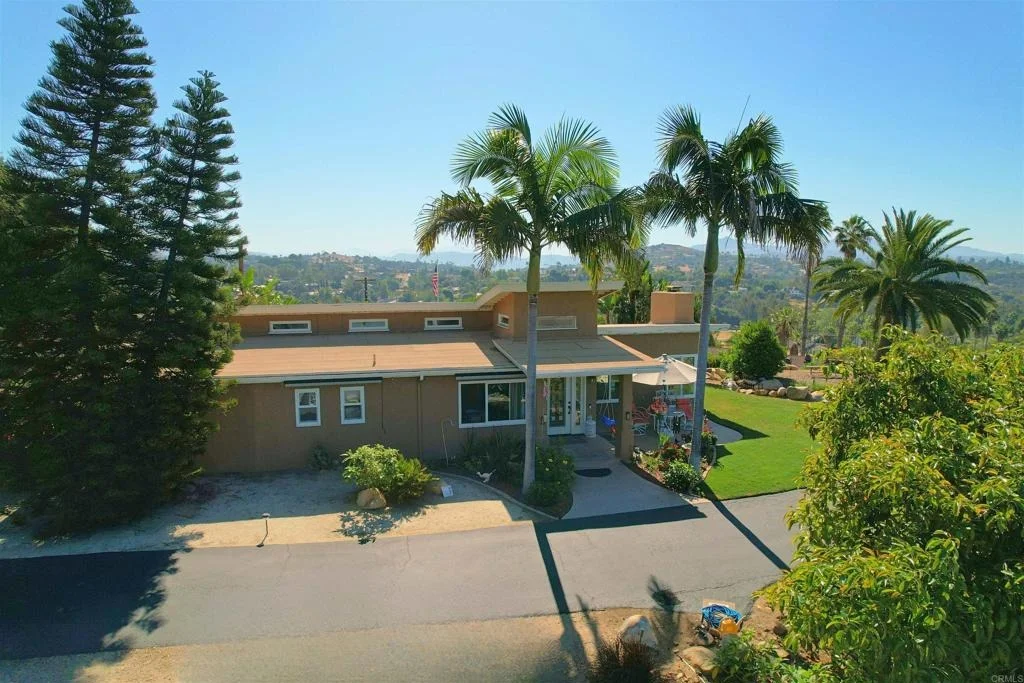 Photo of 969 Viletta Drive