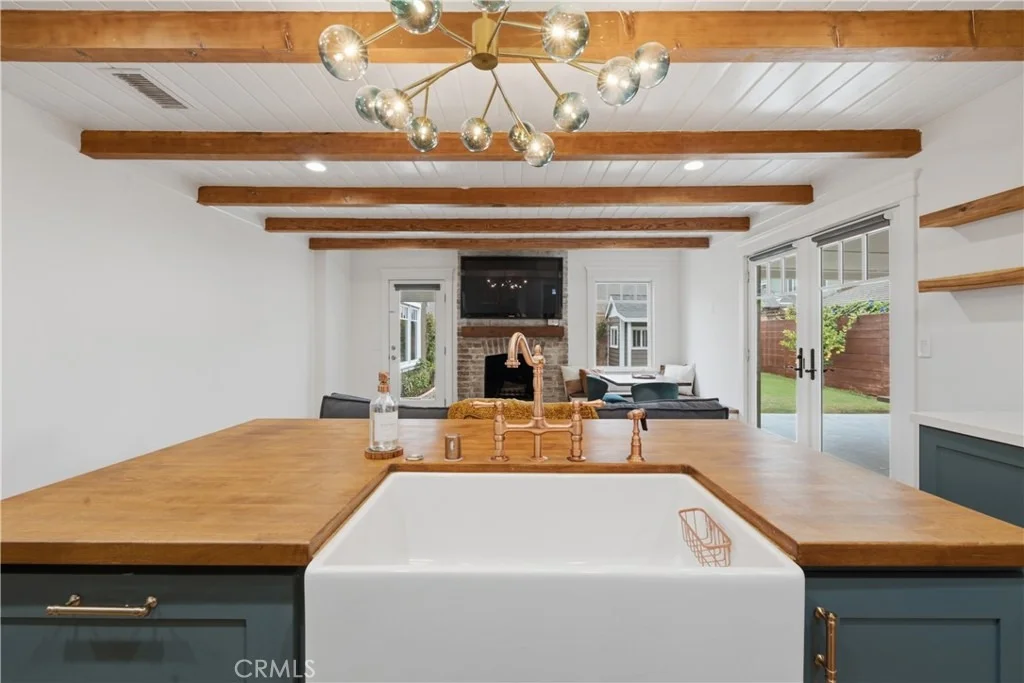 Photo of 5559 E Monlaco
