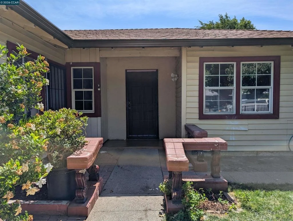 Photo of 2113 Abbott Ave