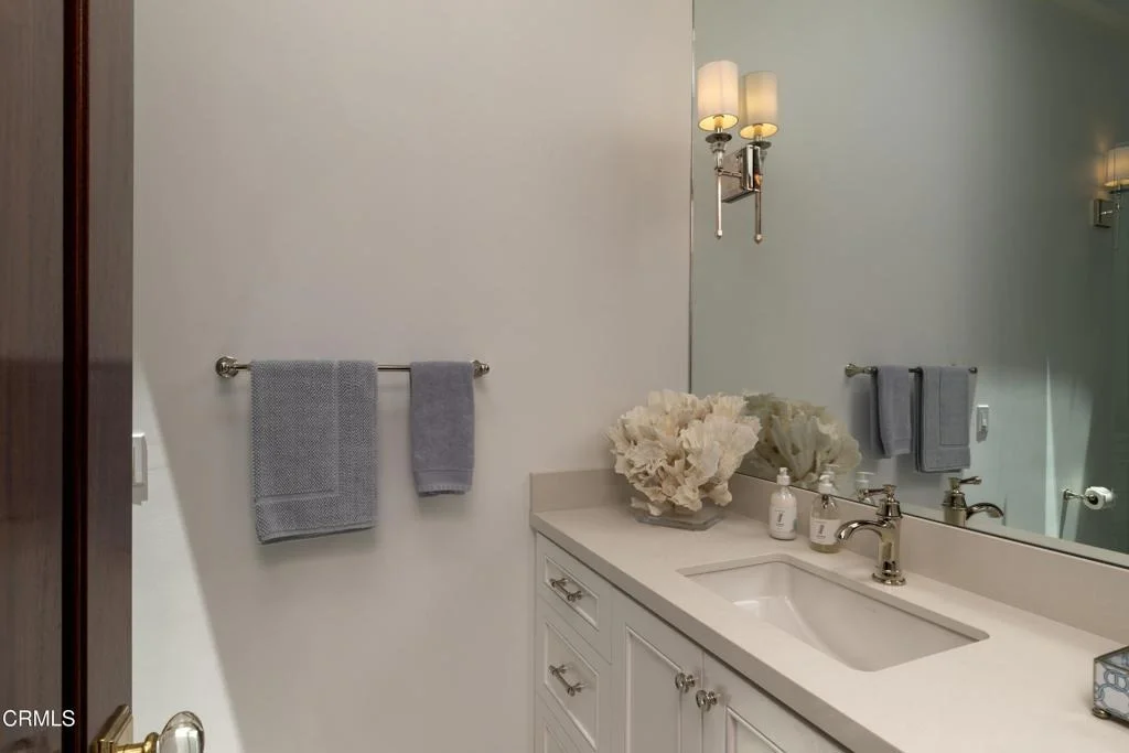 Photo of 2300 Weybridge Drive