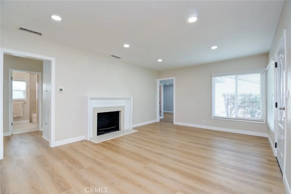 Photo of 306 W Porter