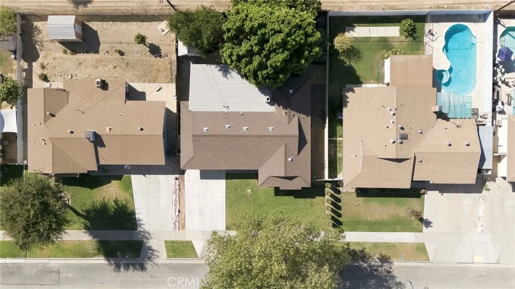 Photo of 8755 Delano