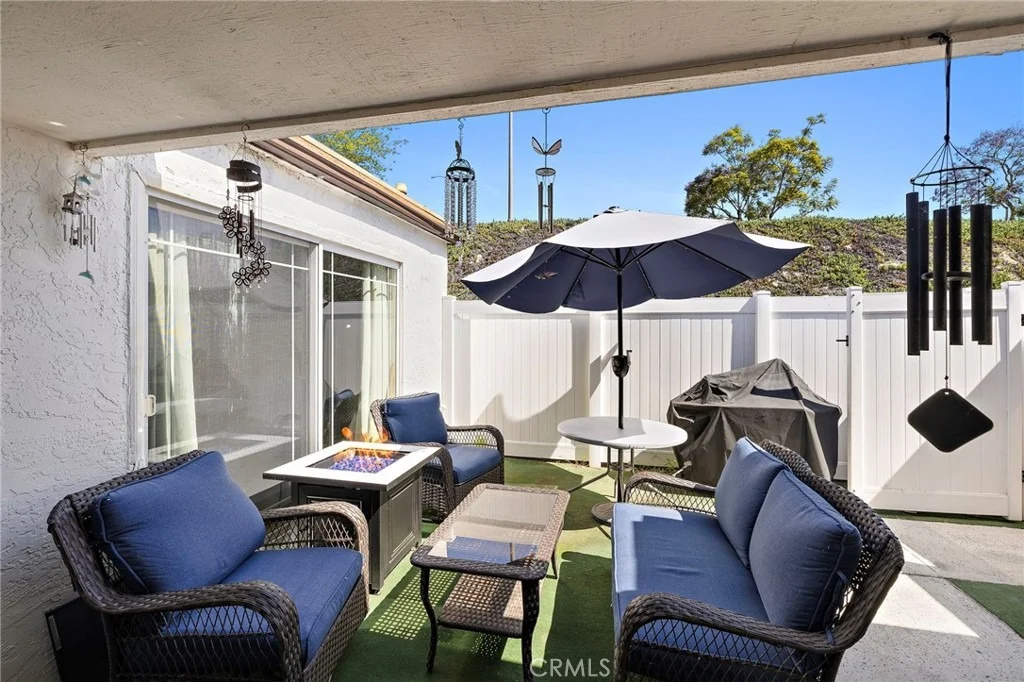 Photo of 2928 Highlands