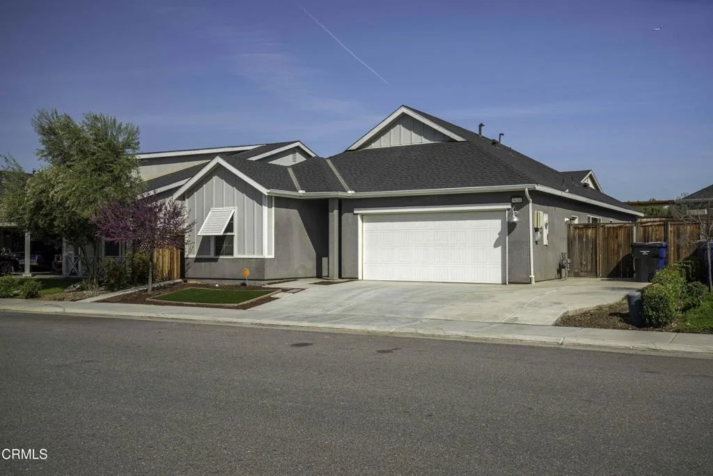 Photo of 9634 Silver Falls Lane