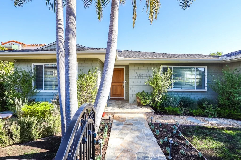 Photo of 33902 Valencia Place