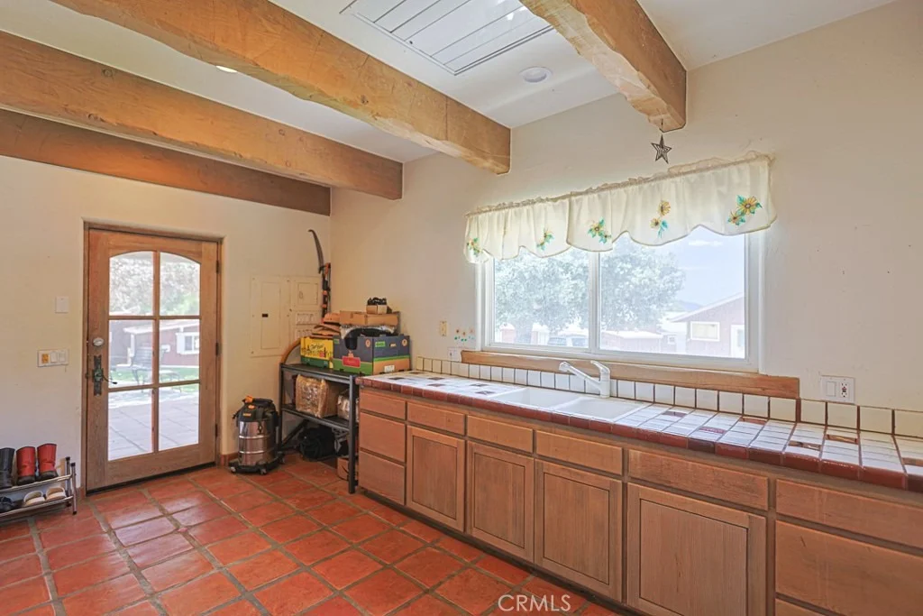 Photo of 38181 Valley Oak