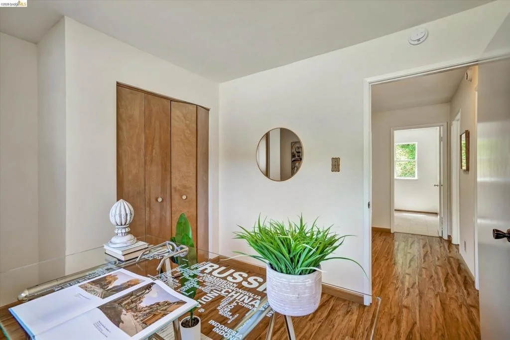 Photo of 2826 Wright Ave