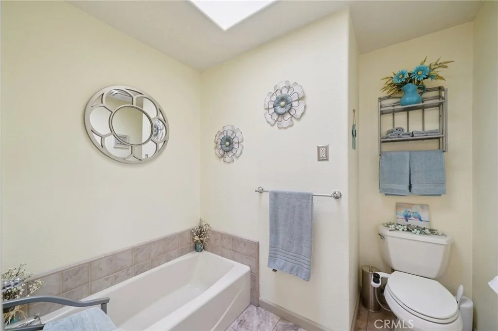 Photo of 5319 Desert View