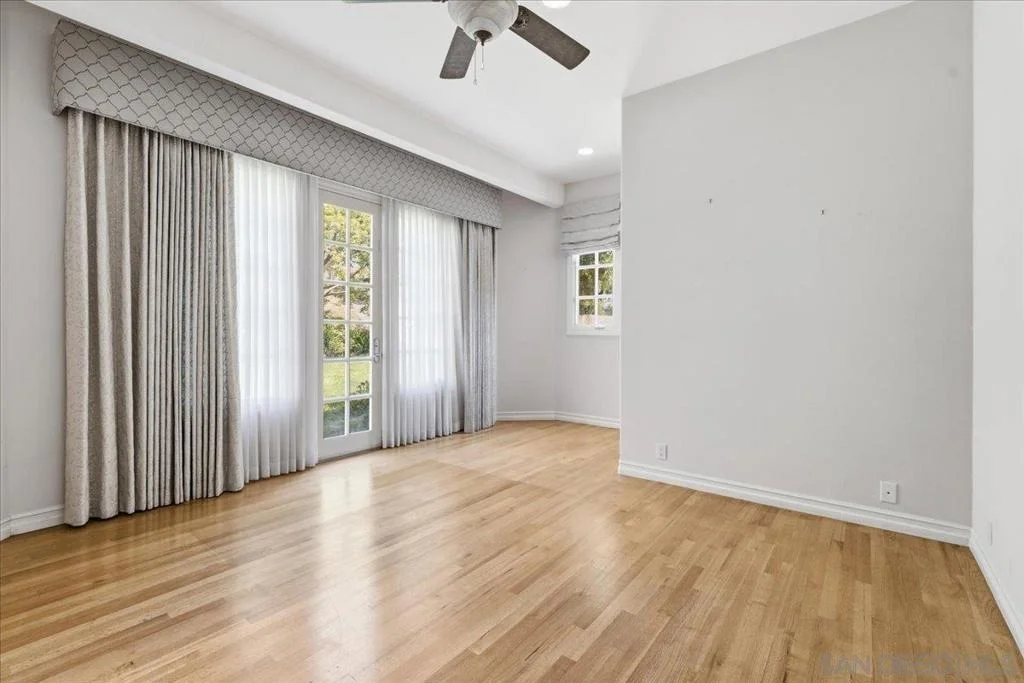 Photo of 6150 Avenida Alteras