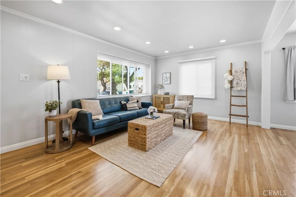 Photo of 3632 Nipomo