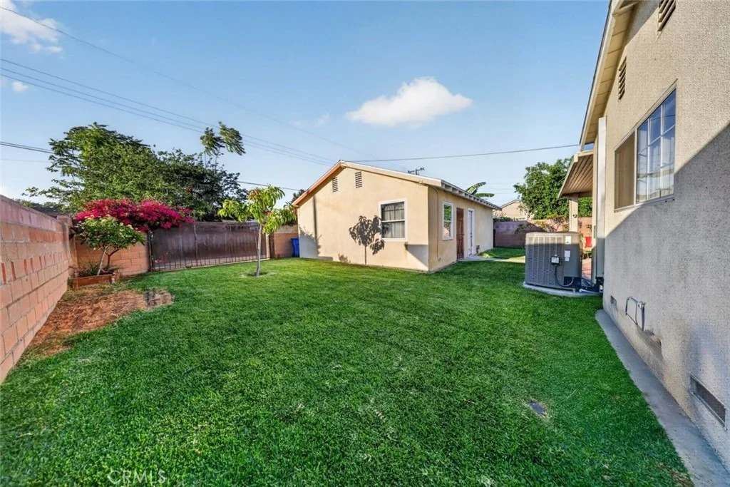 Photo of 1695 James Place