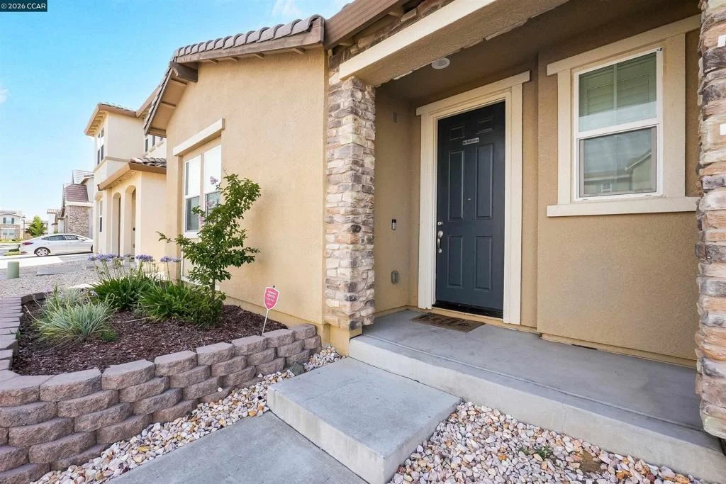 Photo of 531 Lavender Dr