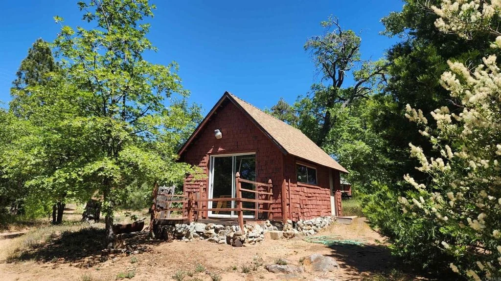 Photo of 555 El Centro Tract