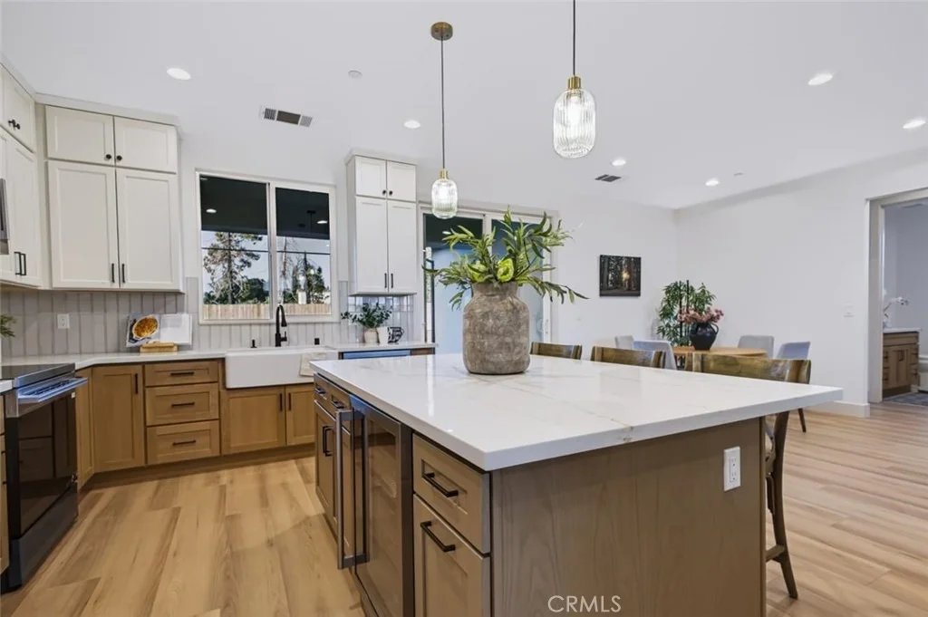 Photo of 1413 W Dottie Lane