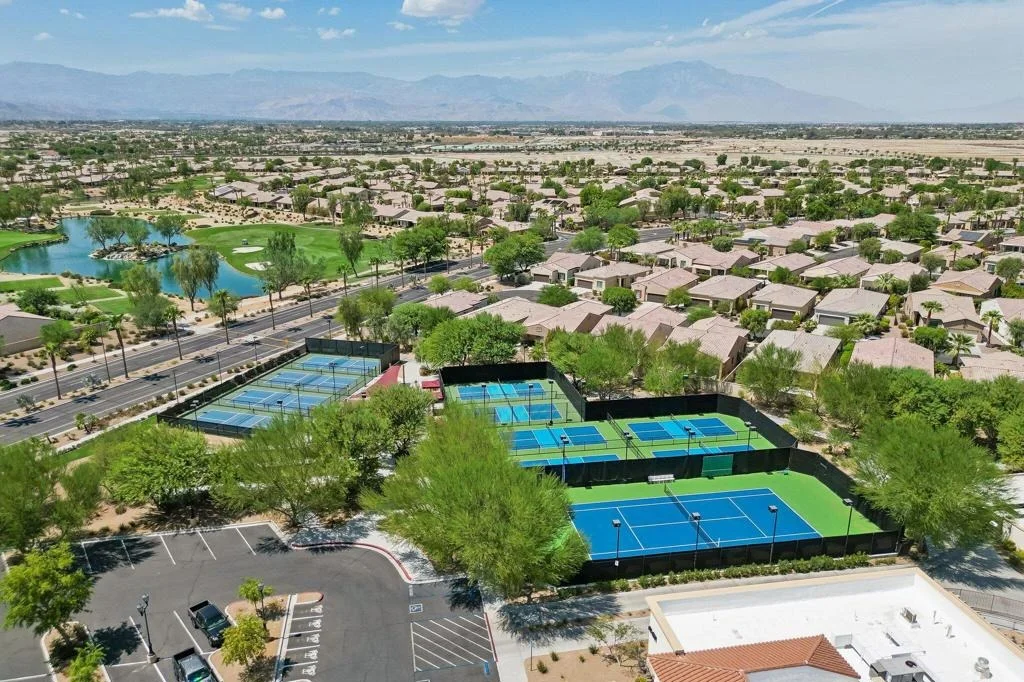Photo of 81216 Avenida Colonias