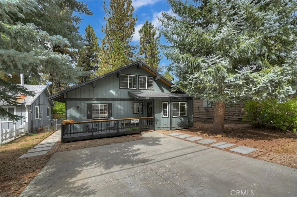Photo of 42824 Cedar Avenue