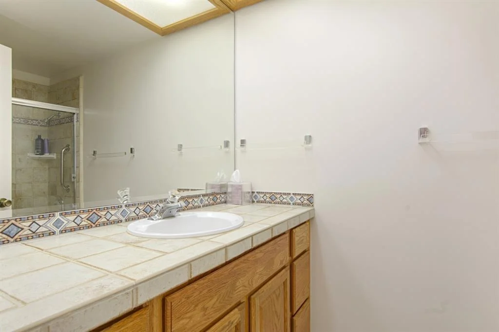 Photo of 343 CERRO STREET