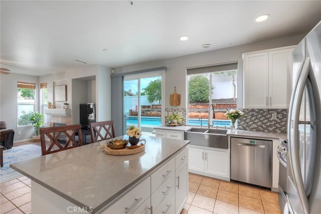 Photo of 3404 Lake Circle