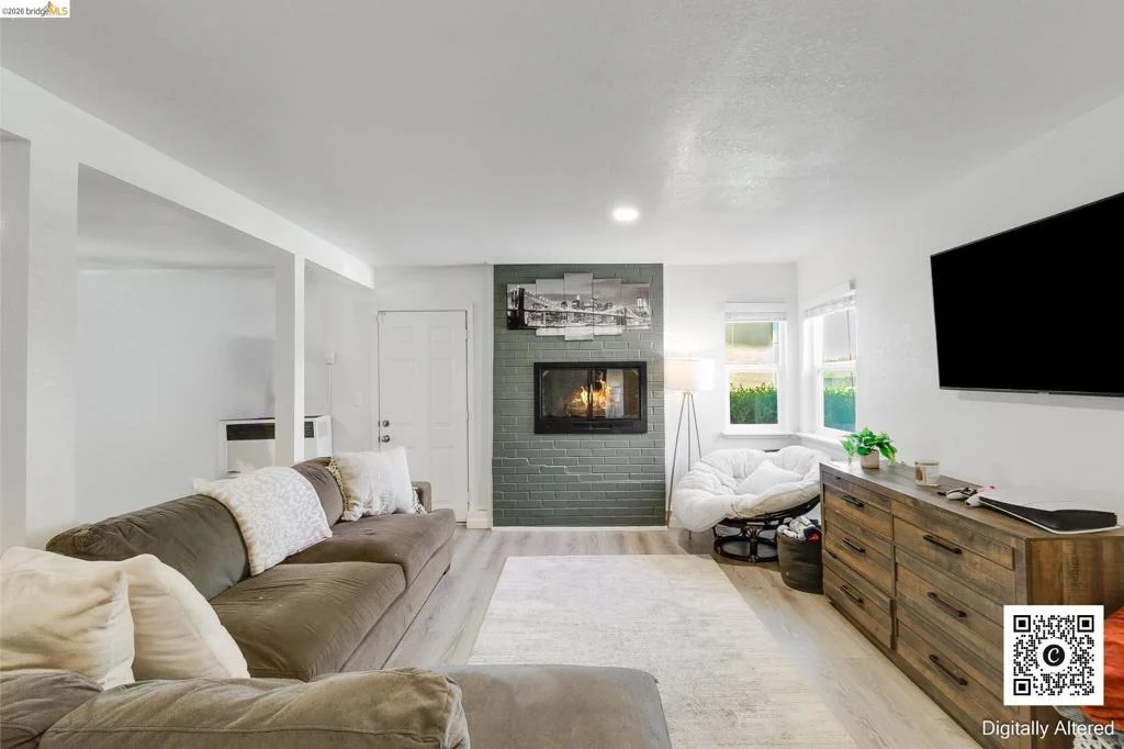 Photo of 335 Pepper Dr