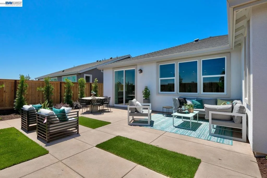 Photo of 1312 Parkcrest Circle