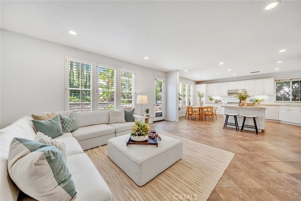 Photo of 7 Bayleaf Ln
