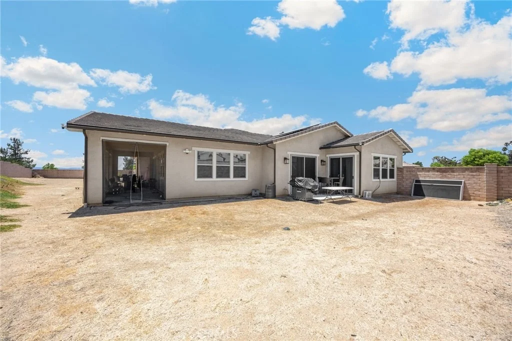 Photo of 412 Conway Court