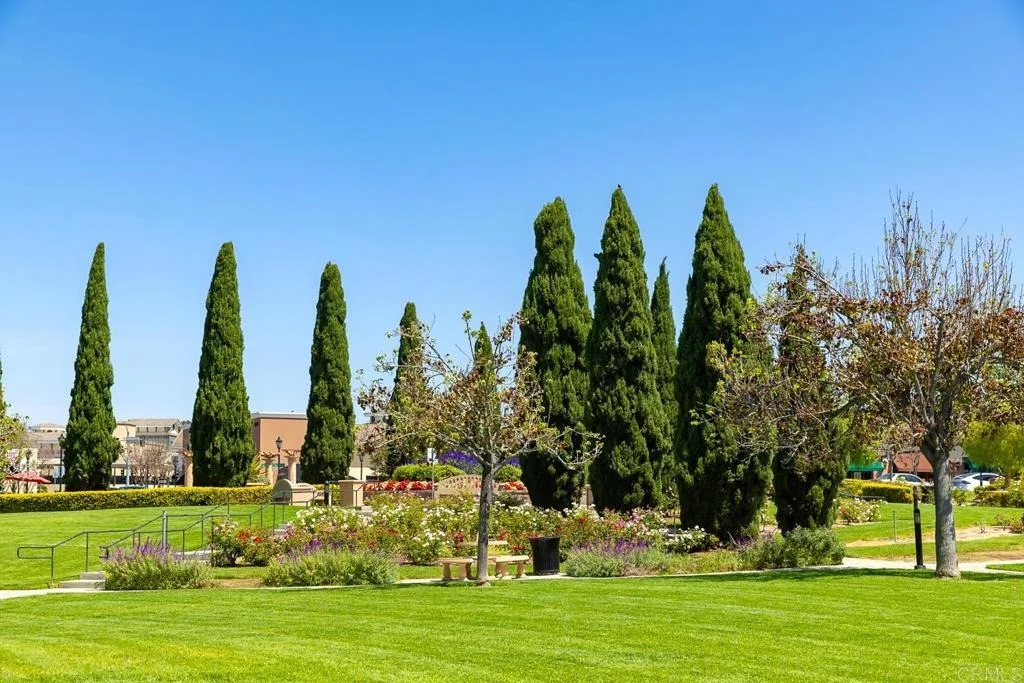 Photo of 2669 Paradise Road
