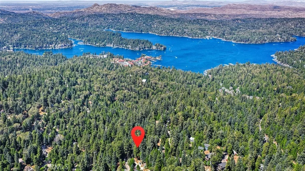 Photo of 739 Lake Drive