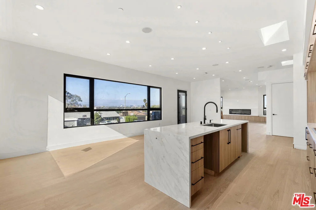 Photo of 5280 Sanchez Drive