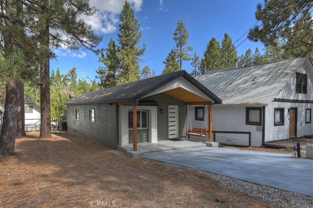 Photo of 40166 Esterly Lane
