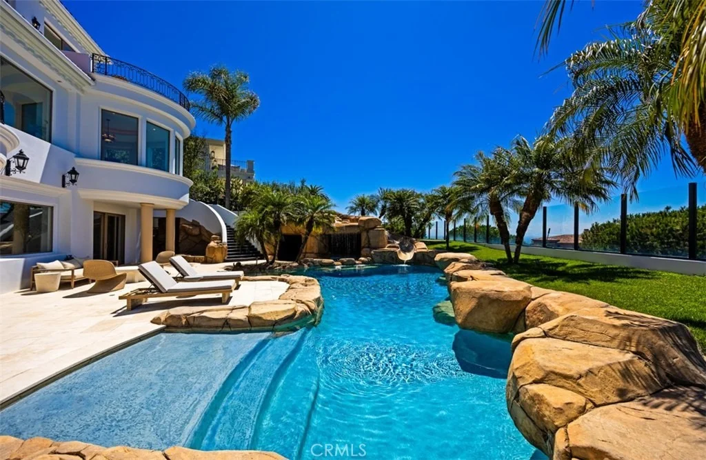 Photo of 5 Sailview