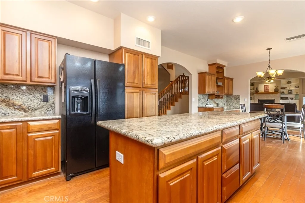 Photo of 915 Beach Drive