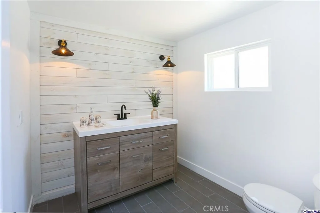 Photo of 10035 Jimenez Street